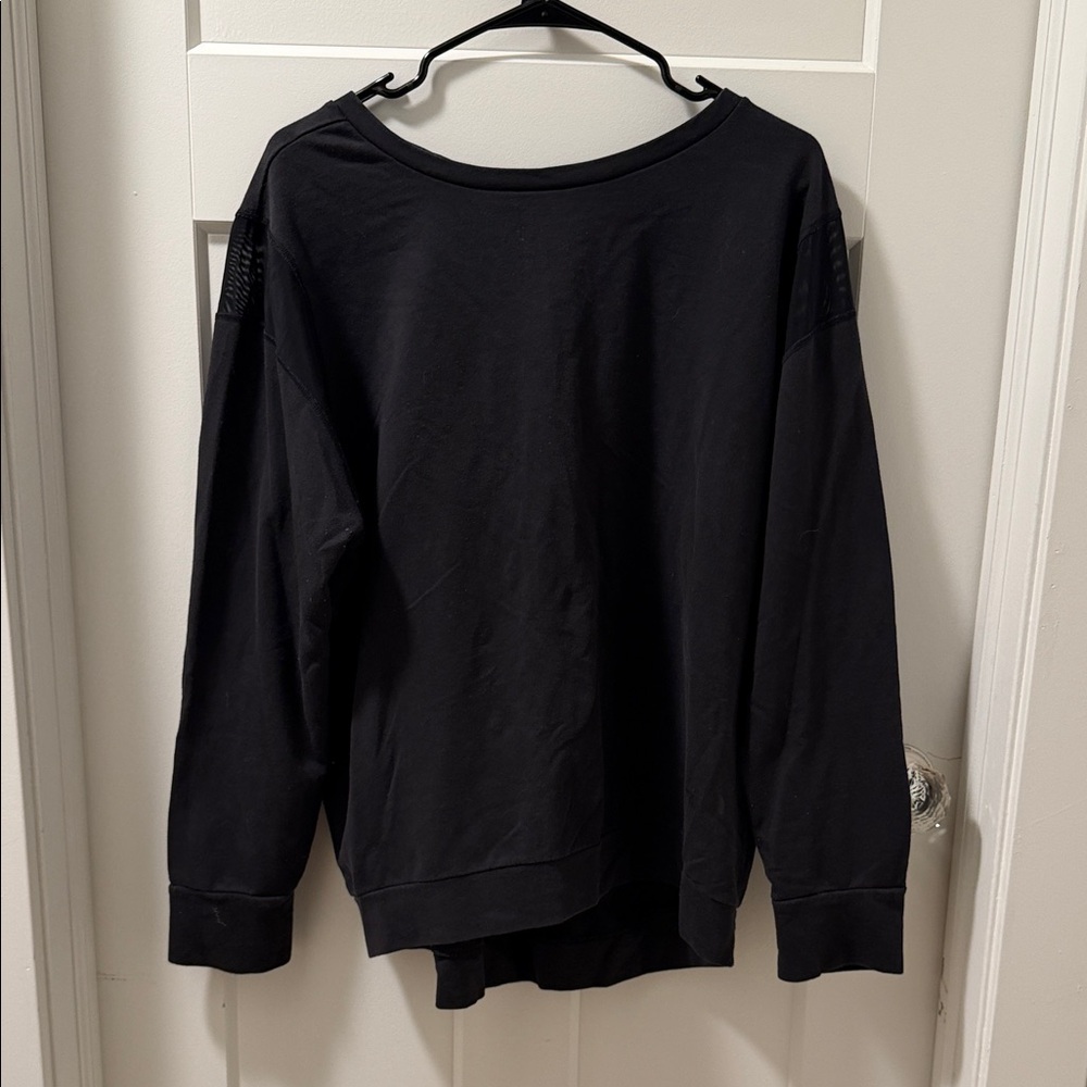 The North Face Black Women's Long Sleeve Crewneck Top
